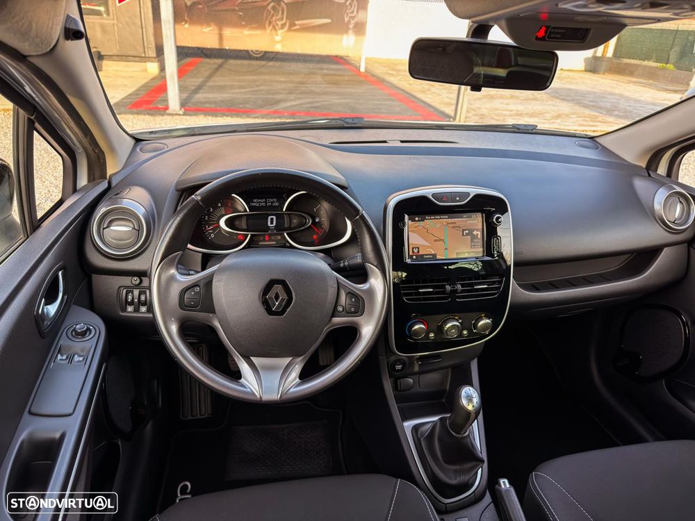 Renault Clio 1.5 dCi Limited EDition - 16