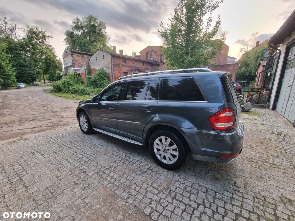 Mercedes-Benz GL 450 4Matic 7G-TRONIC - 1