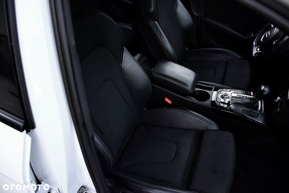 Audi A4 Avant 2.0 TDI Quattro S tronic - 27