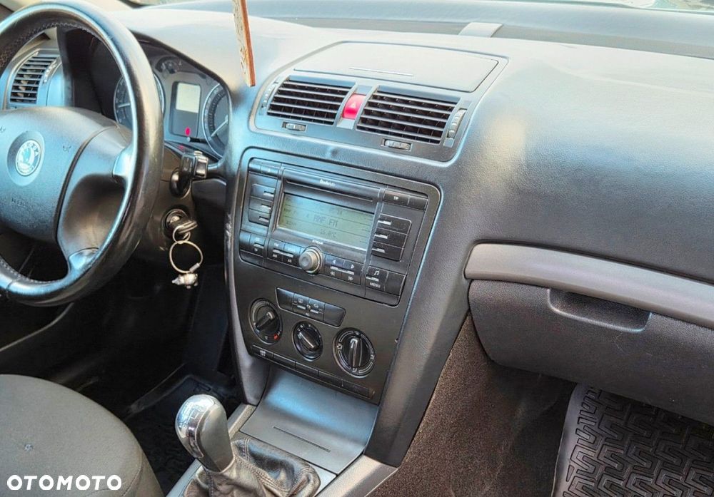 Skoda Octavia - 7