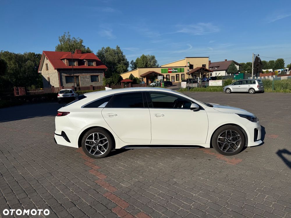 Kia ProCeed 1.5 T-GDI GT Line - 3