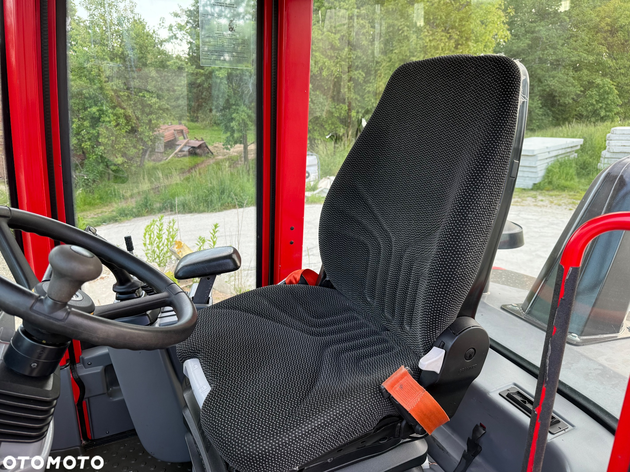 Volvo L30G - 11
