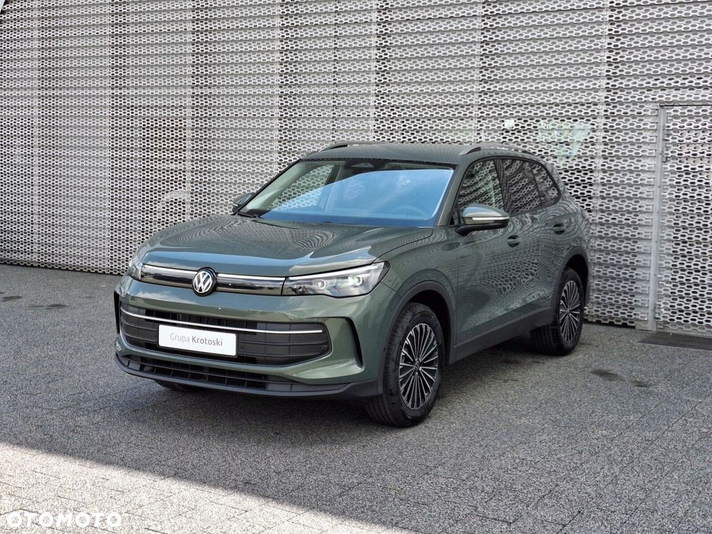 Volkswagen Tiguan - 4