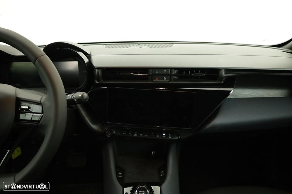 Alfa Romeo Junior Elletrica 50 kWh - 10