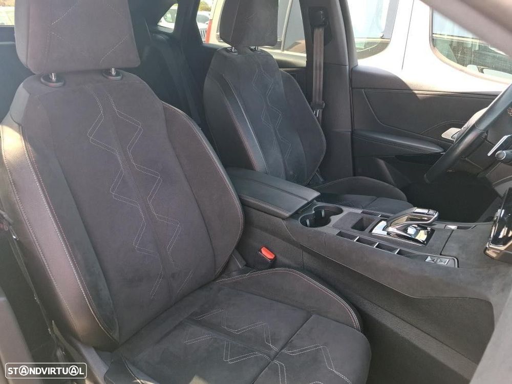 DS DS7 Crossback E-Tense Performance Line EAT8 - 14