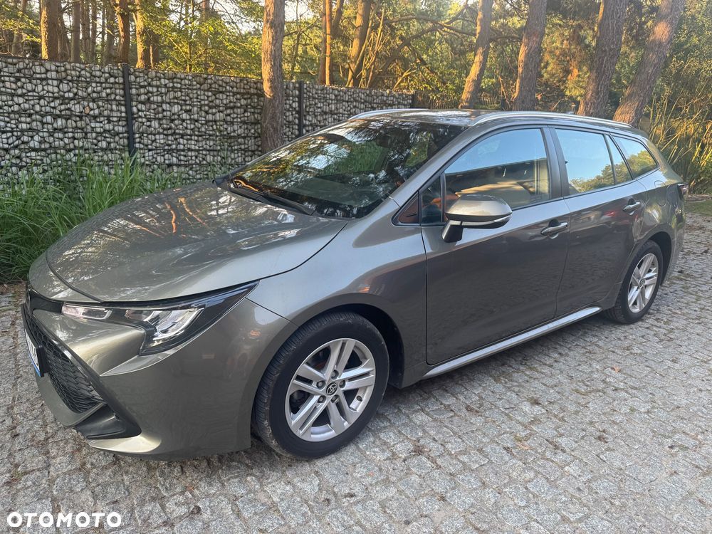 Toyota Corolla - 1