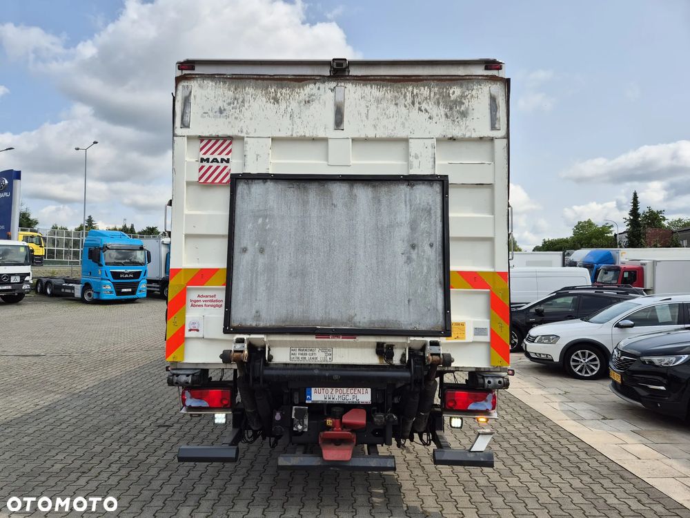 MAN TGS 26.400 / KONTENER + IZOTERMA / 1 WŁ / ZAREJESTROWANY / WEBASTO  / SERWISOWANY / BEZWYPADKOWY / EURO 6  / 24 EUROPALET - 11