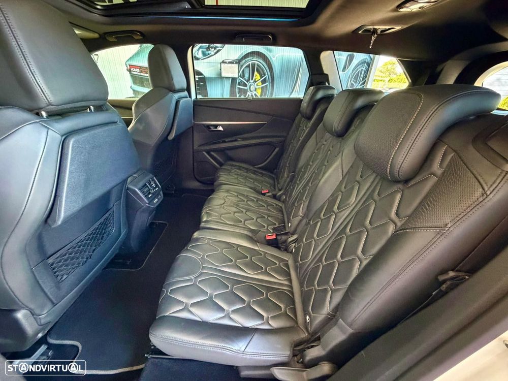 Peugeot 5008 1.5 BlueHDi GT Line J19 EAT8 - 29