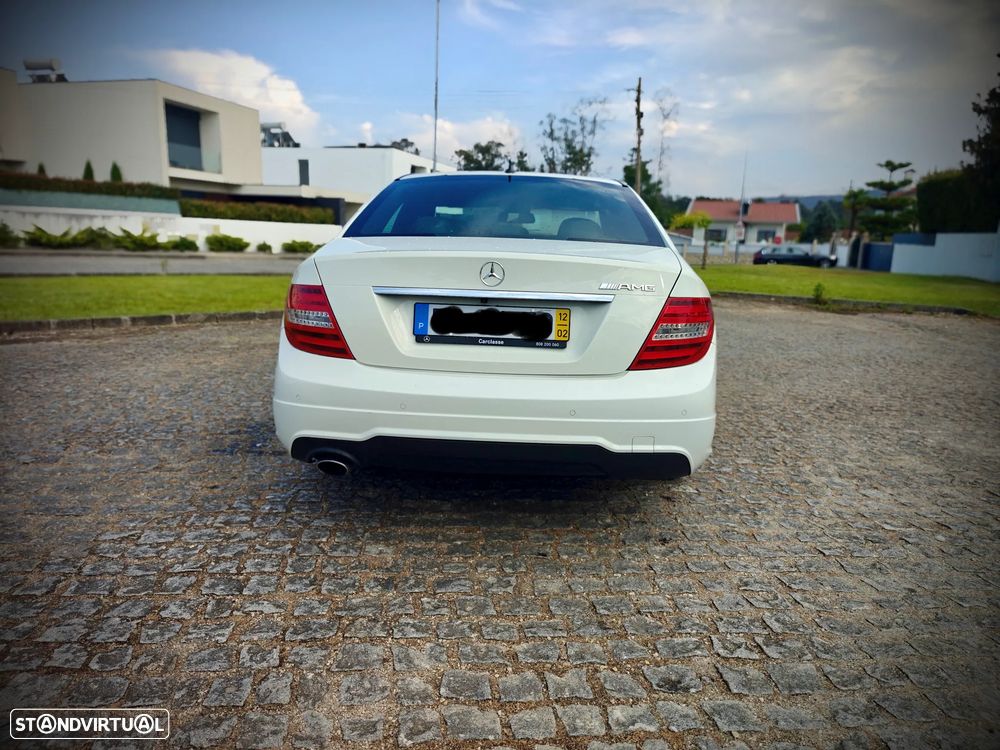 Mercedes-Benz C 220 (BlueTEC) d 7G-TRONIC AMG Line - 3