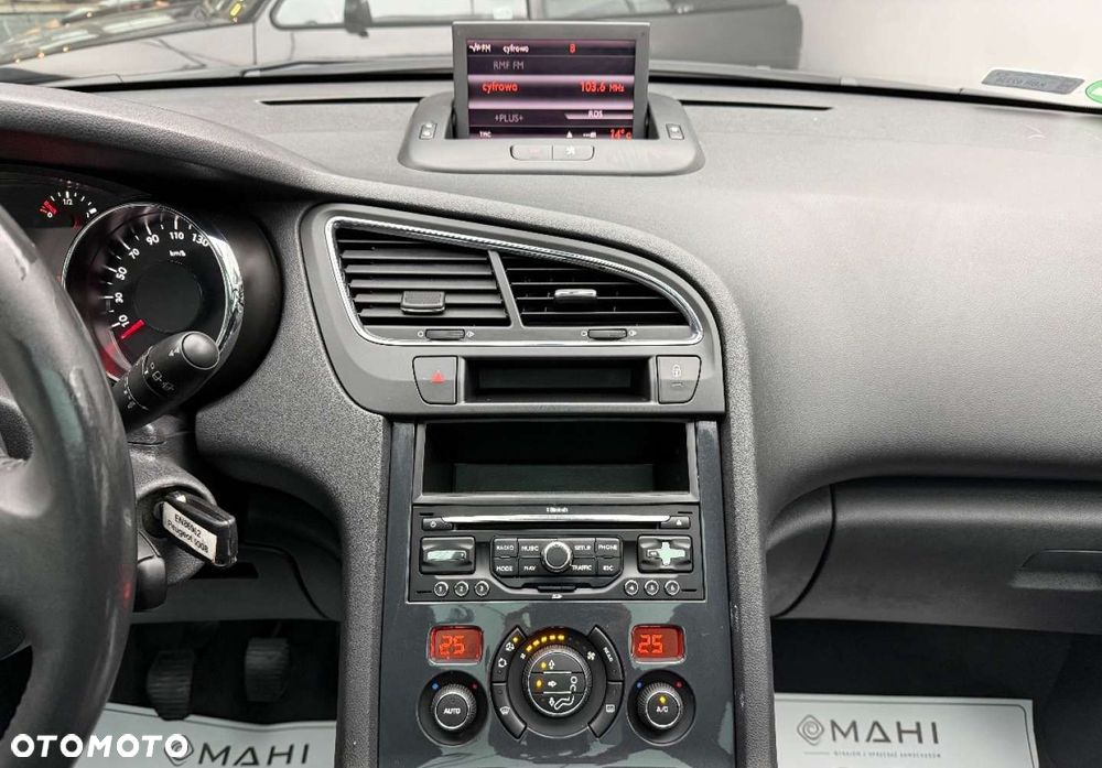 Peugeot 5008 2.0 HDi Active 7os - 21