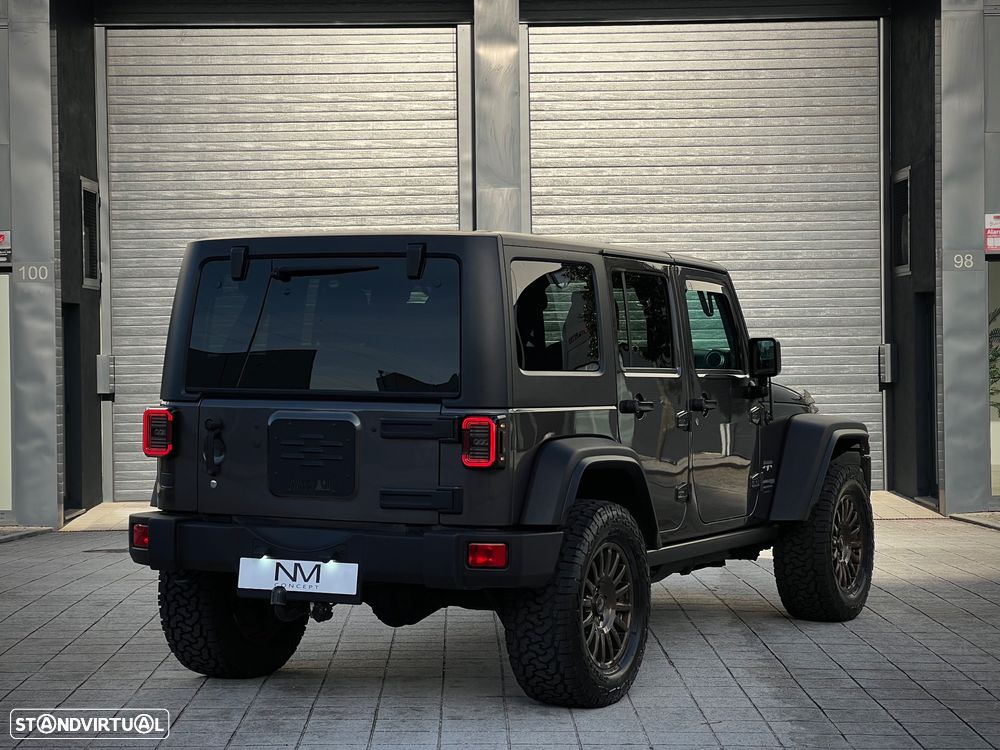 Jeep Wrangler Unlimited 2.8 CRD Sahara AT - 7