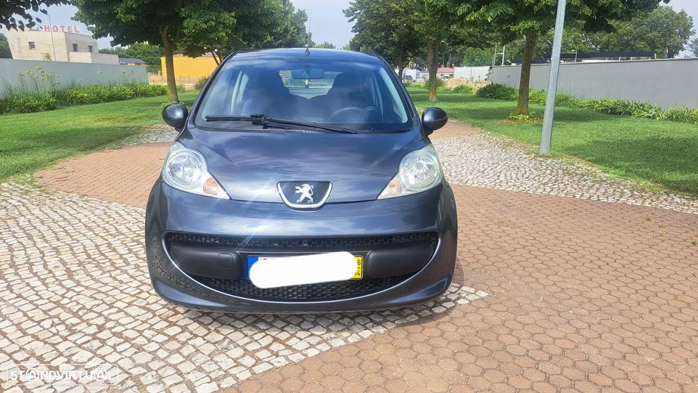 Peugeot 107 1.0 Trendy - 1