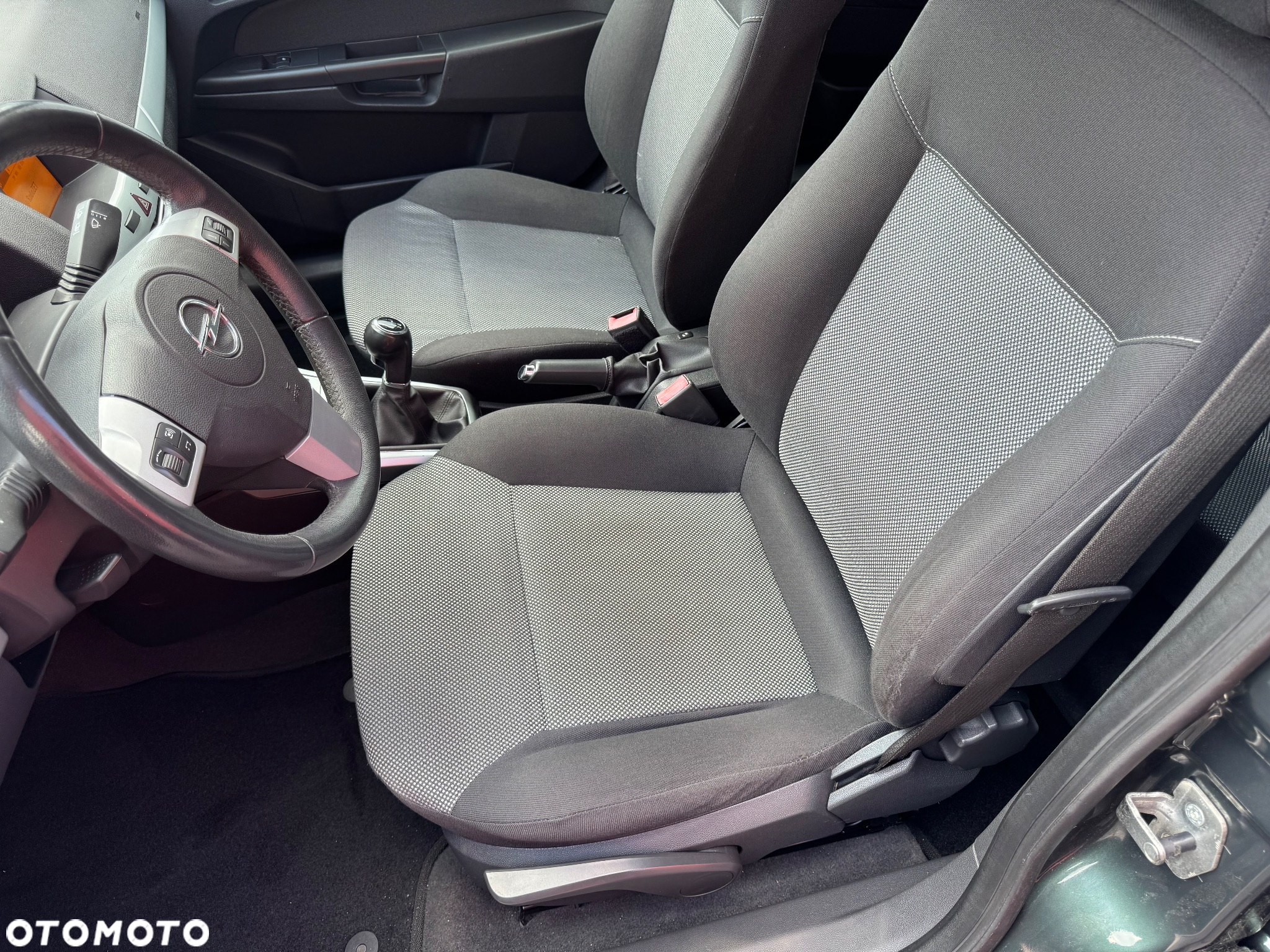 Opel Astra 1.6 - 15