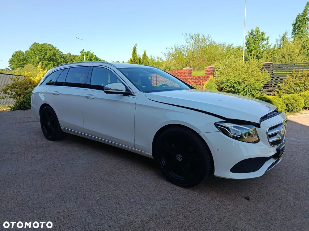 Mercedes-Benz Klasa E 220 d 9G-TRONIC - 16