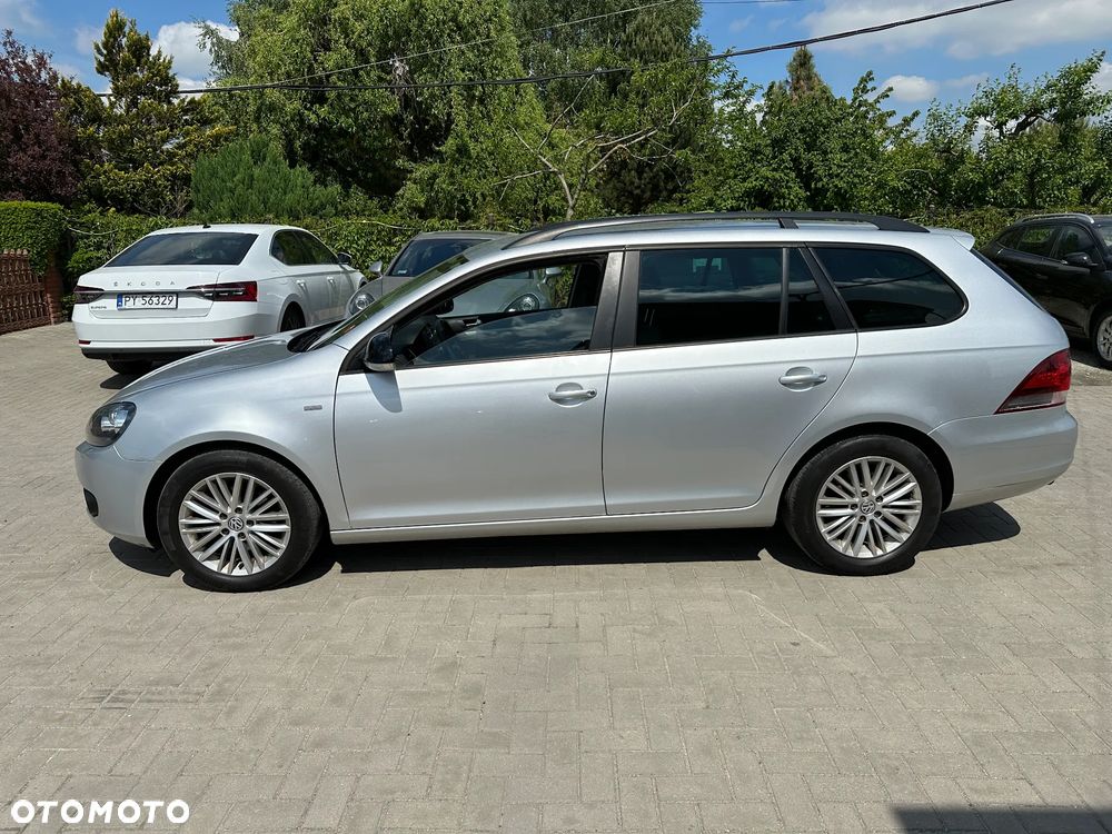 Volkswagen Golf - 5