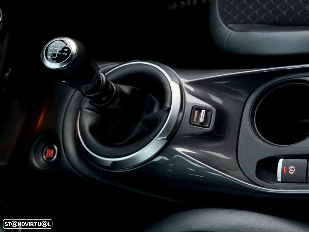 Nissan Juke 1.0 DIG-T N-Design Black - 43