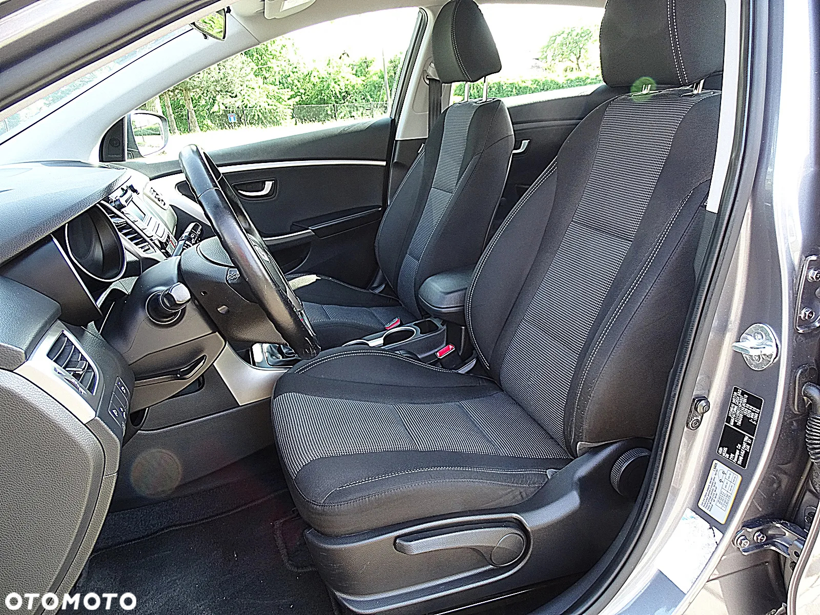 Hyundai i30 i30cw 1.6 Fifa World Cup Edition - 28