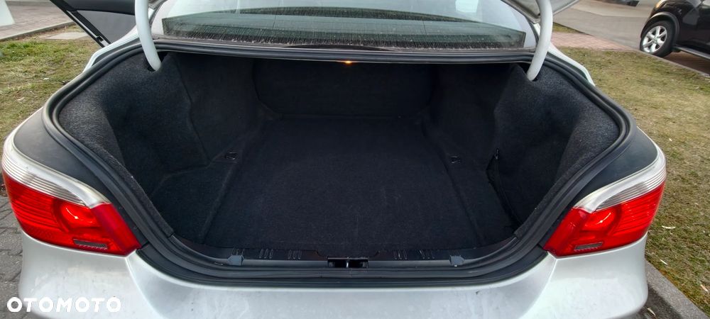 BMW Seria 5 525xi - 8