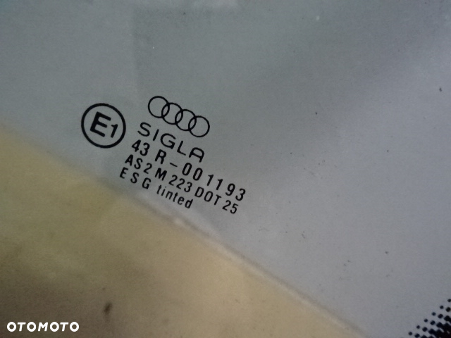 SZYBA BOCZNA DRZWI LEWY PRZÓD AUDI A6 C4 NR1415 - 4