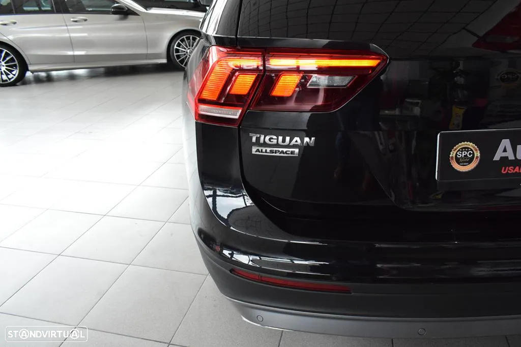 VW Tiguan Allspace 2.0 TDI Confortline DSG - 45