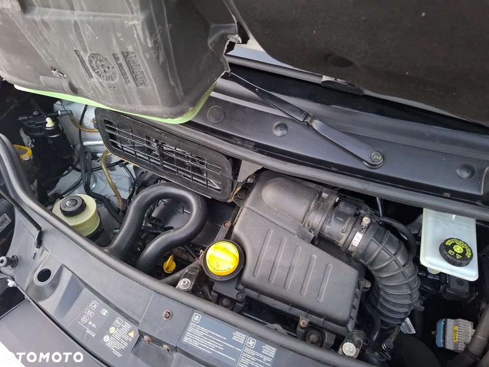 Nissan Primastar TRAFIC VIVARO 2014 long - 31