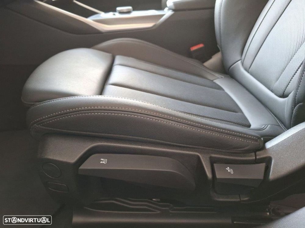 BMW 320 e Pack Desportivo M Auto - 15