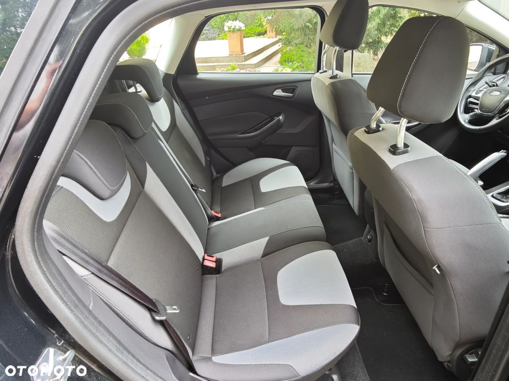 Ford Focus 1.6 TDCi DPF Champions Edition - 30