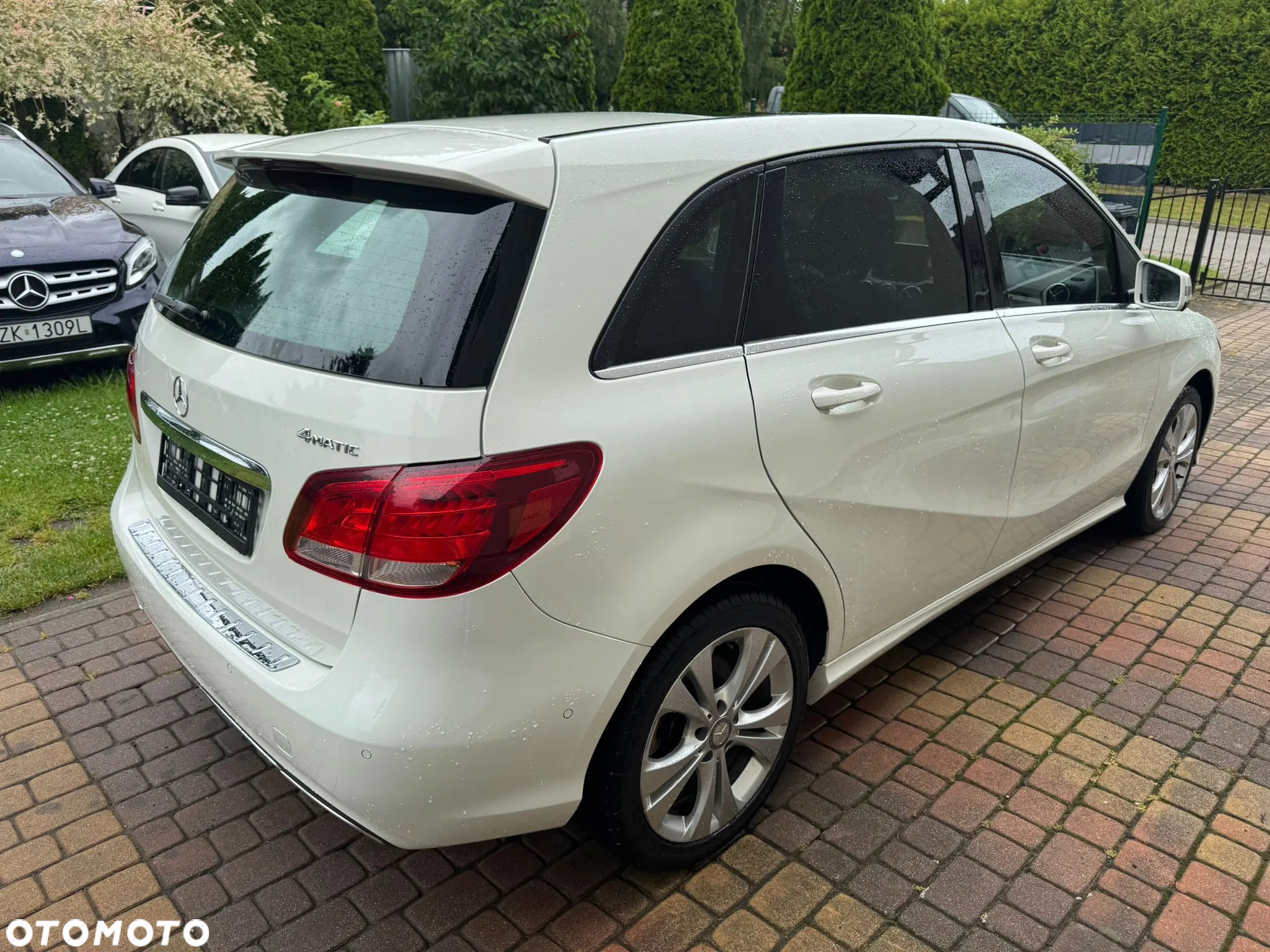 Mercedes-Benz Klasa B 250 4Matic 7G-DCT UrbanStyle Edition - 4