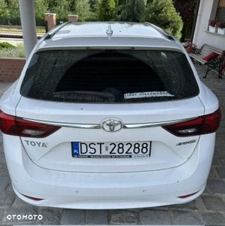 Toyota Avensis 1.8 Premium MS - 7