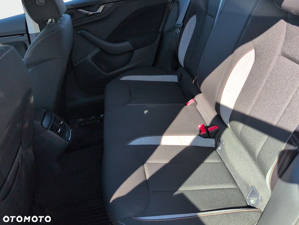 Skoda Scala 1.0 TSI Selection DSG - 10