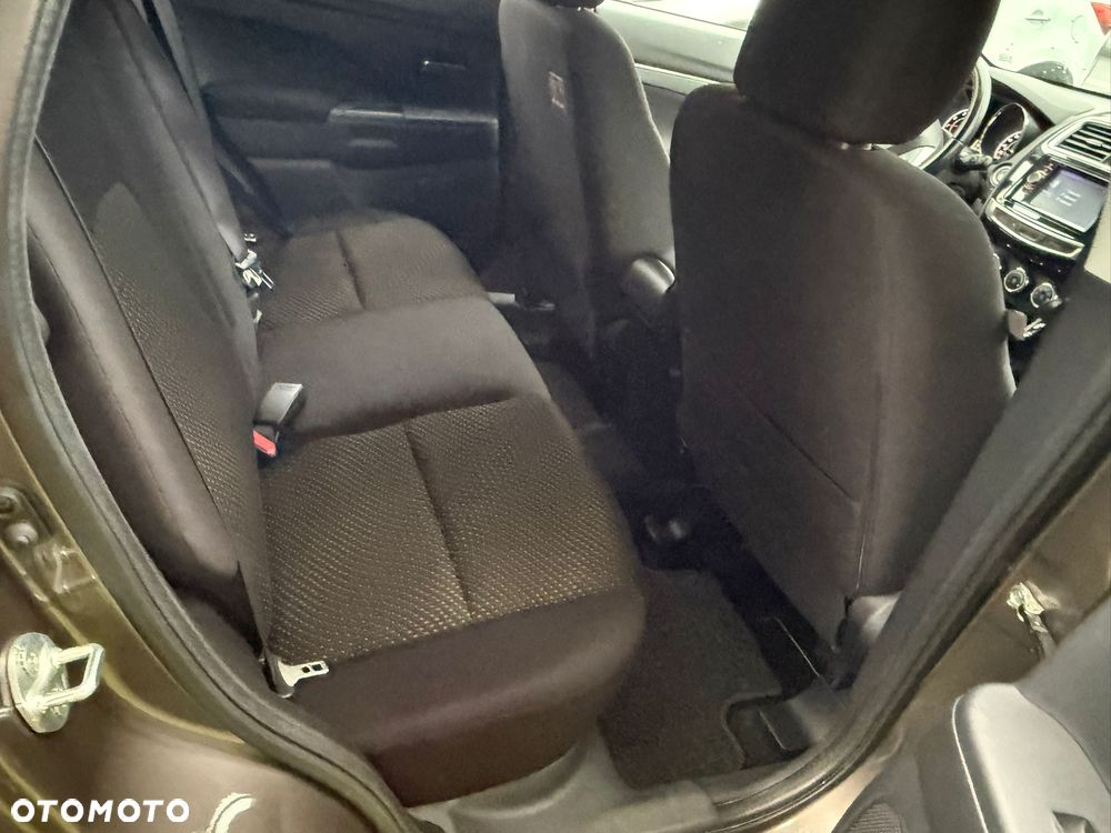 Mitsubishi ASX 1.6 2WD Plus - 7