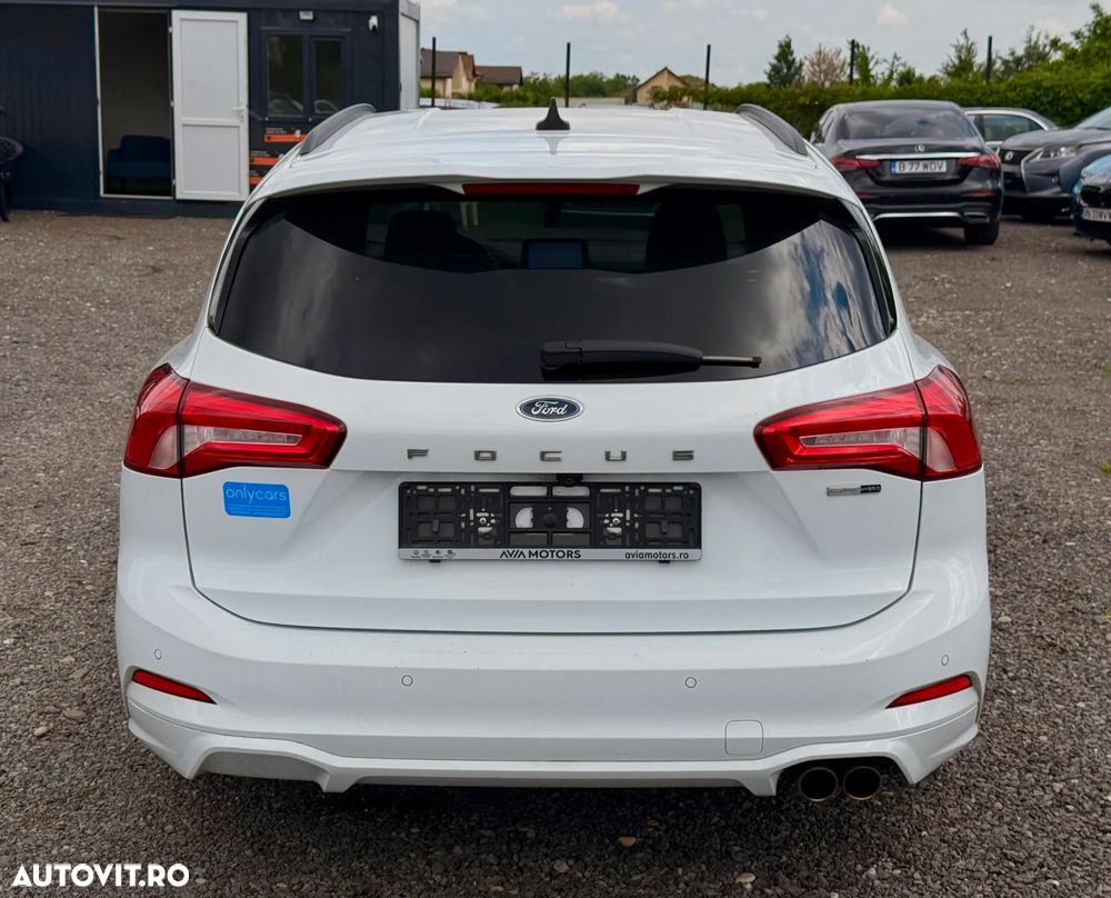 Ford Focus 1.0 EcoBoost MHEV ST-Line - 37