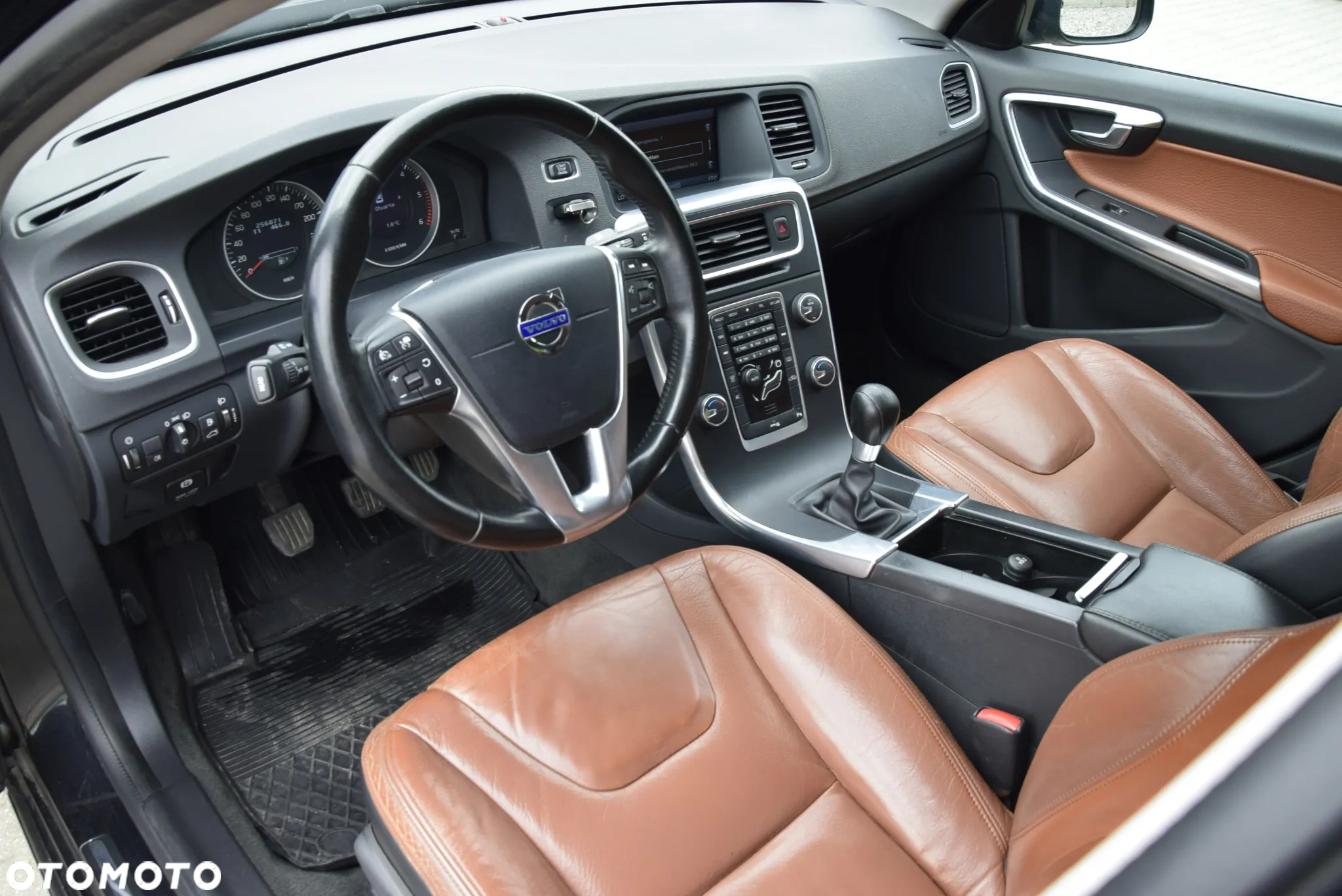 Volvo S60 - 14