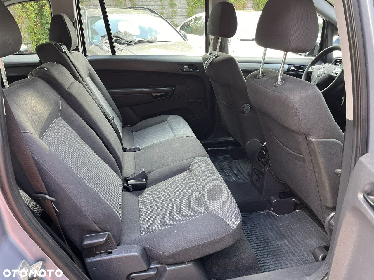 Opel Zafira 1.8 - 19