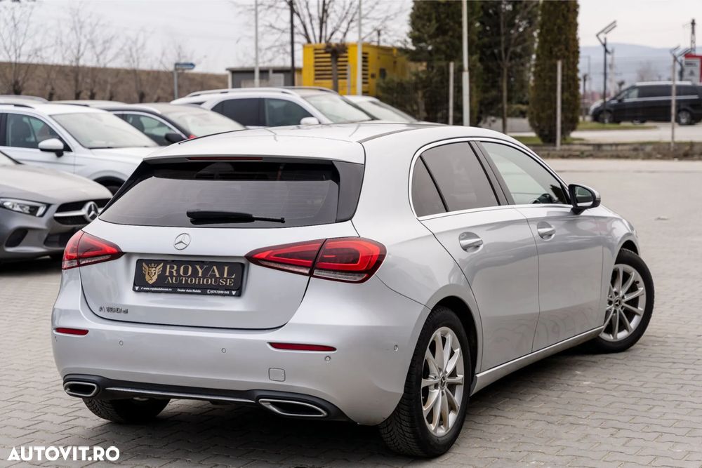 Mercedes-Benz A 180 d 7G-DCT - 4