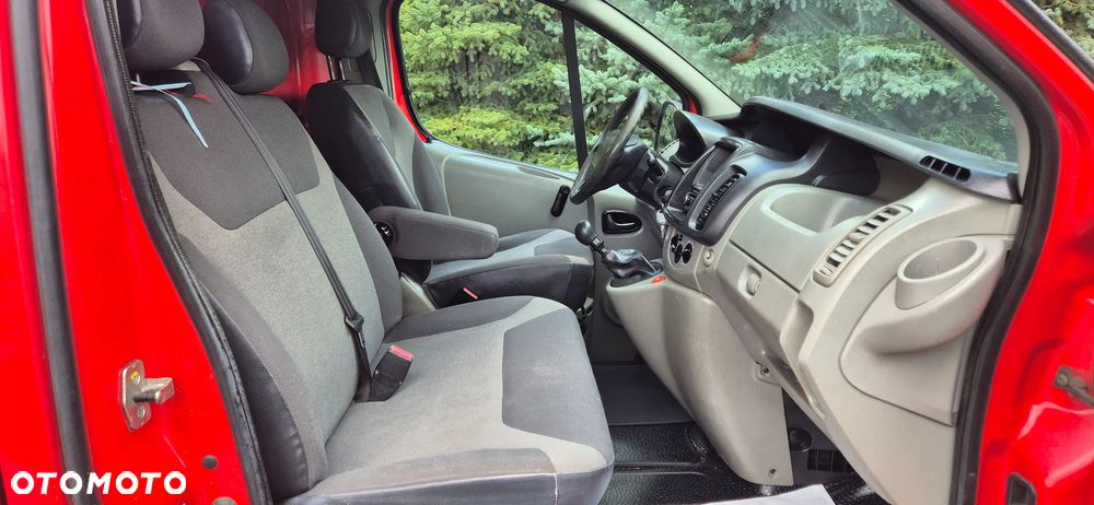 Renault TRAFIC - 10
