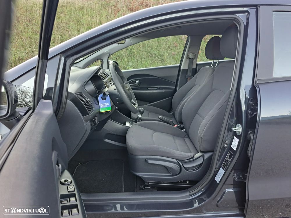 Kia Rio 1.2 CVVT LX - 13