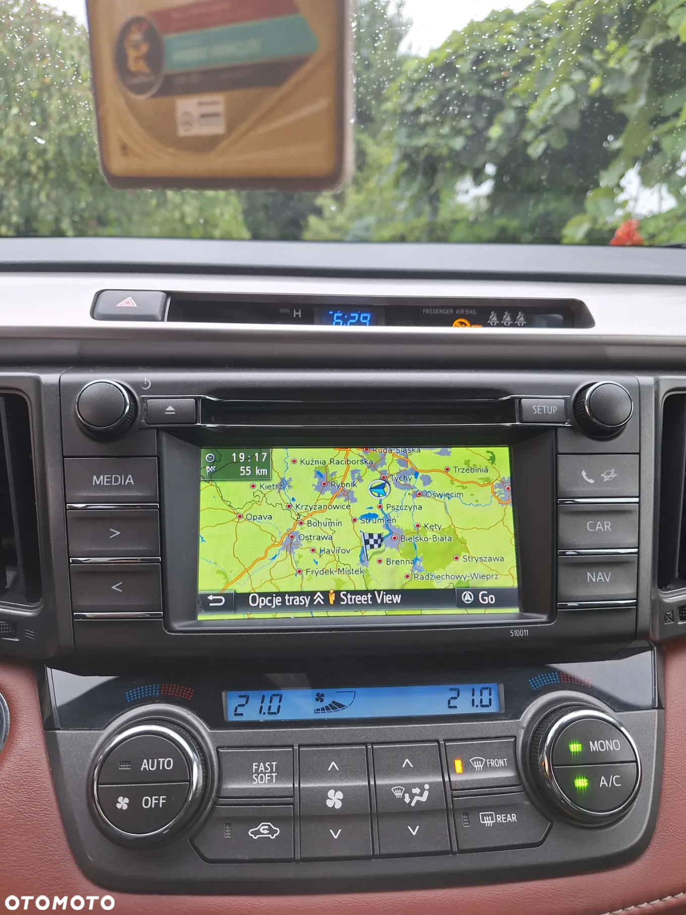 Toyota RAV4 2.0 D-4D Premium - 13