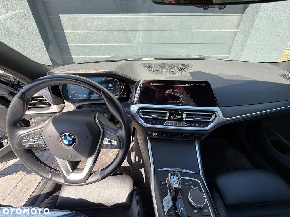 BMW Seria 3 318d MHEV - 11