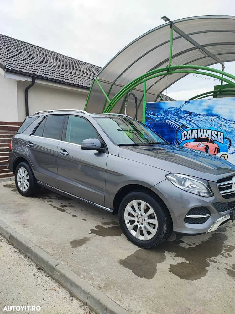 Mercedes-Benz GLE 250 d 4MATIC - 3