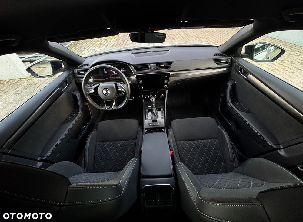Skoda Superb 2.0 TSI Sportline DSG - 10