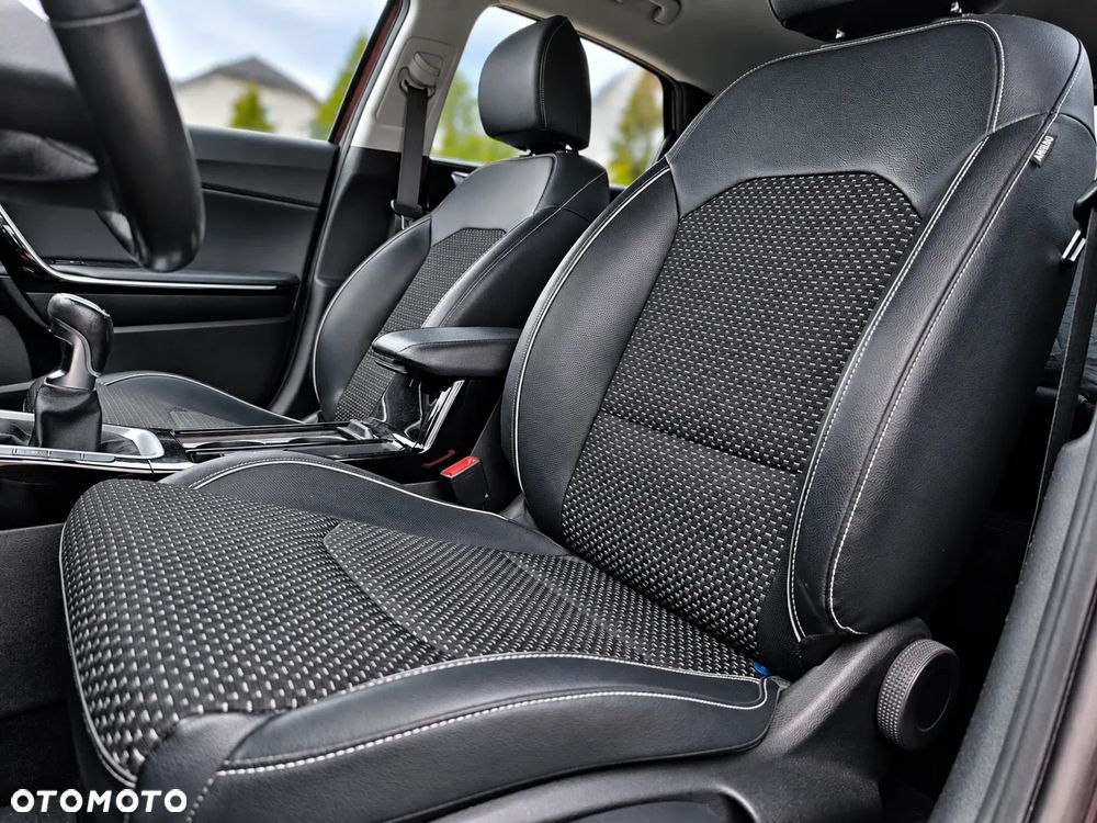 Kia Ceed 1.4 T-GDI OPF Spirit - 11