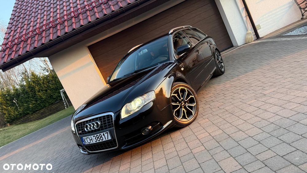 Audi A4 Avant 2.0 T FSI quattro tiptronic - 1