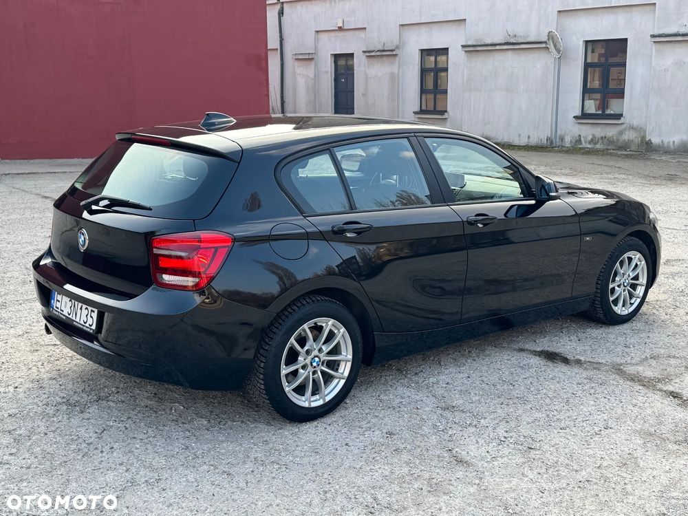 BMW Seria 1 116i Sport Line - 3