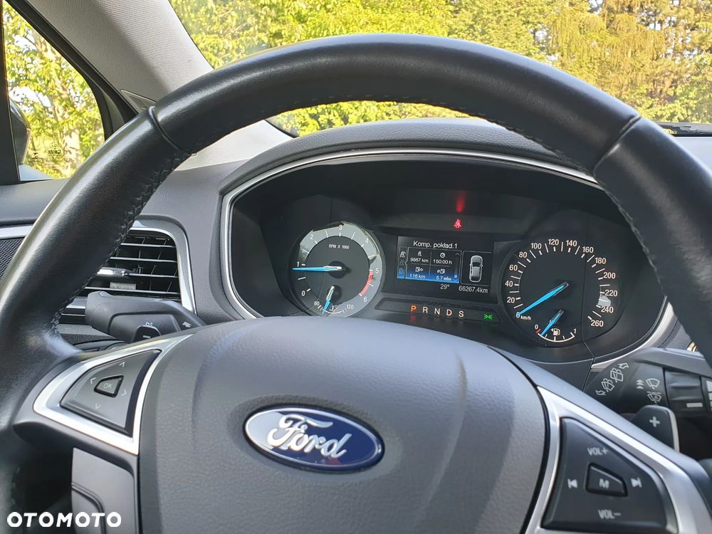 Ford Mondeo 2.0 TDCi Ambiente Plus PowerShift - 19