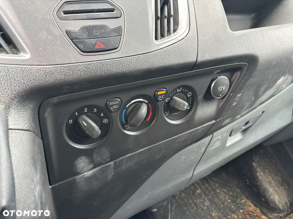 Ford Transit Custom L1H1 Klima Hak Tempomat Relingi Nowy rozrząd - 19