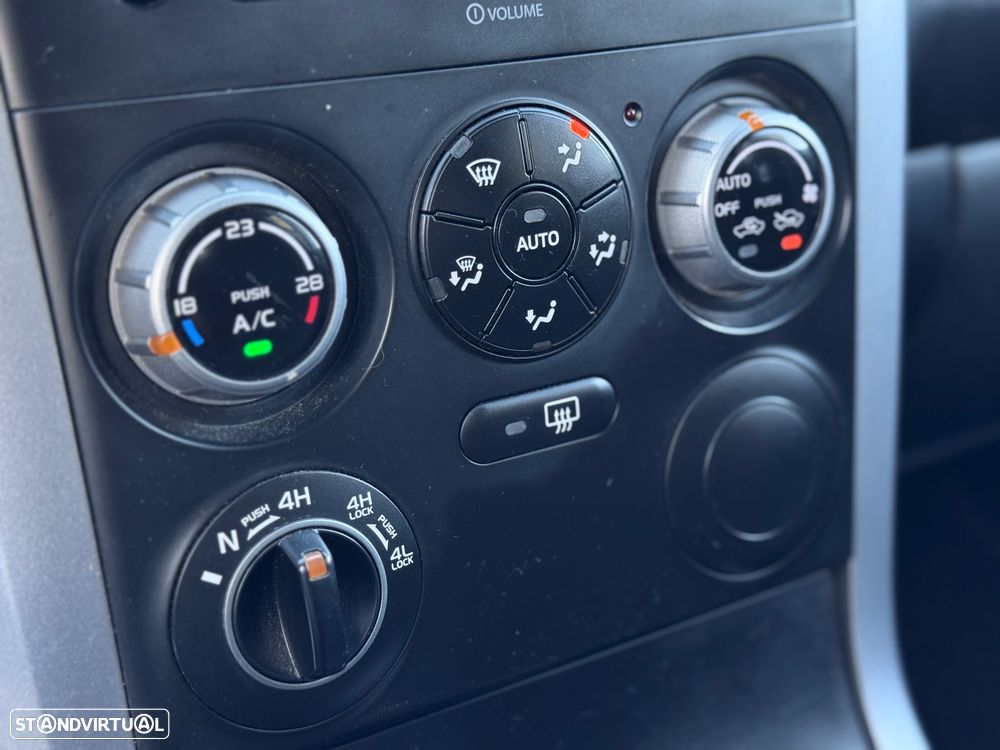 Suzuki Grand Vitara 1.9 DDiS X-Nature - 13