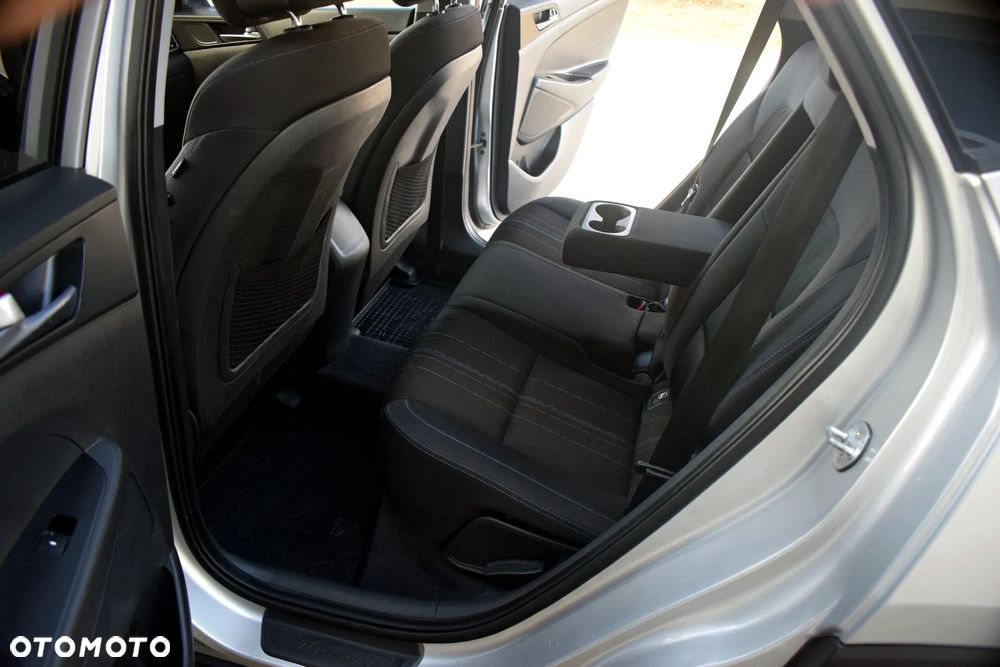 Hyundai Tucson 2.0 CRDi Style 4WD - 35