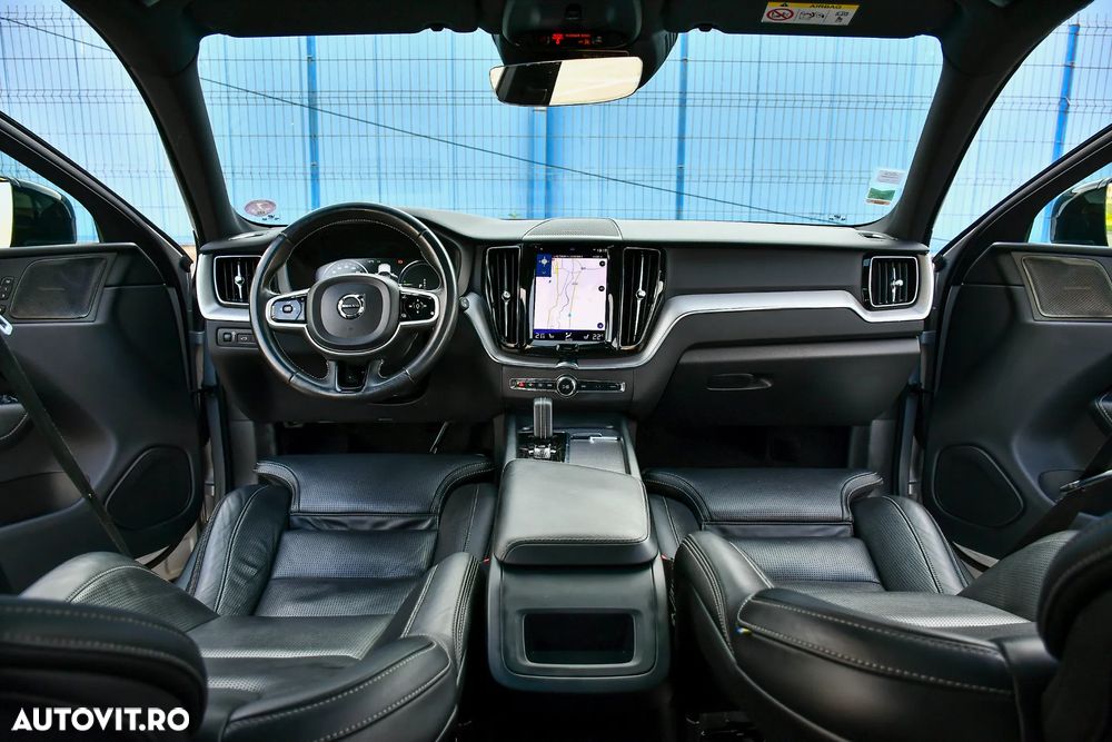 Volvo XC 60 T8 Twin Engine AWD Inscription - 32