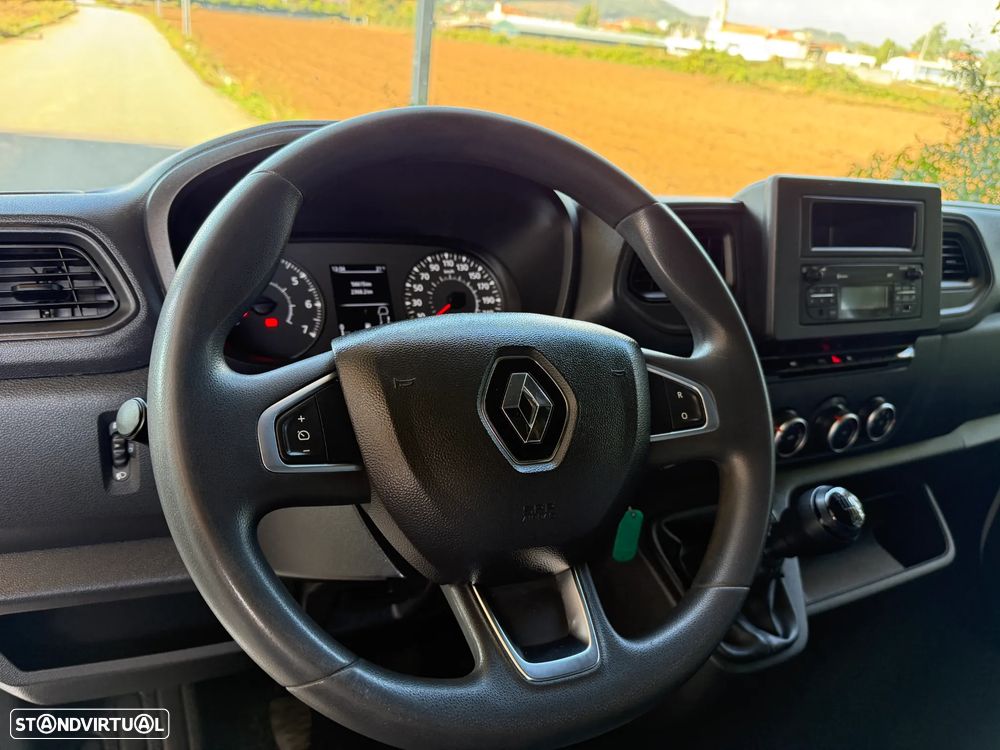 Renault Master 2.3 BlueDci 135 L2H2 Confort - 13
